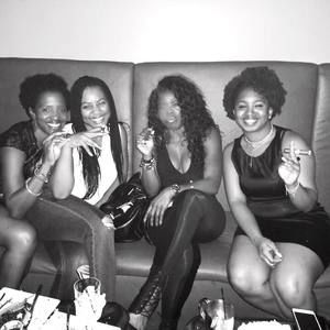 Meet your Posher, Cassandra